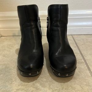 EUC UGG 'Cam II' Platform Boot black leather women's size 7